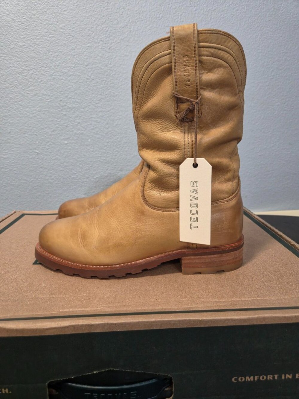 Tecovas The Stockton Color: Wheat Material: Bison 8.5 EE